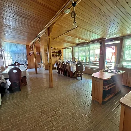 Casa Potcoava Πανσιόν 2*